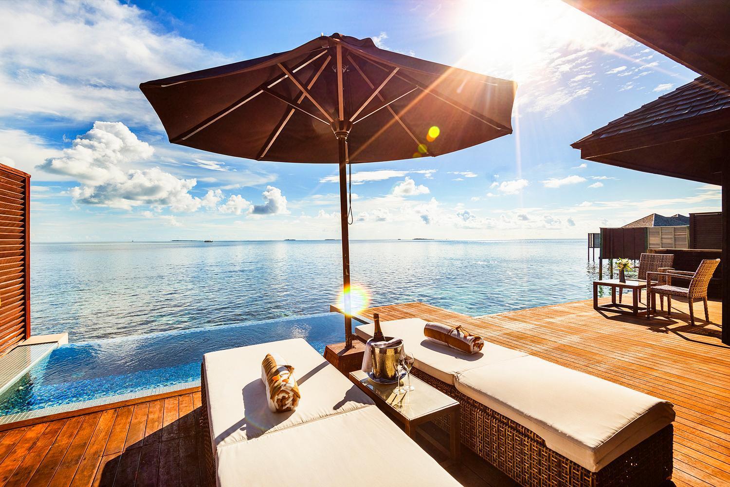 Lily Beach Resort And Spa Huvahendhoo Island Esterno foto