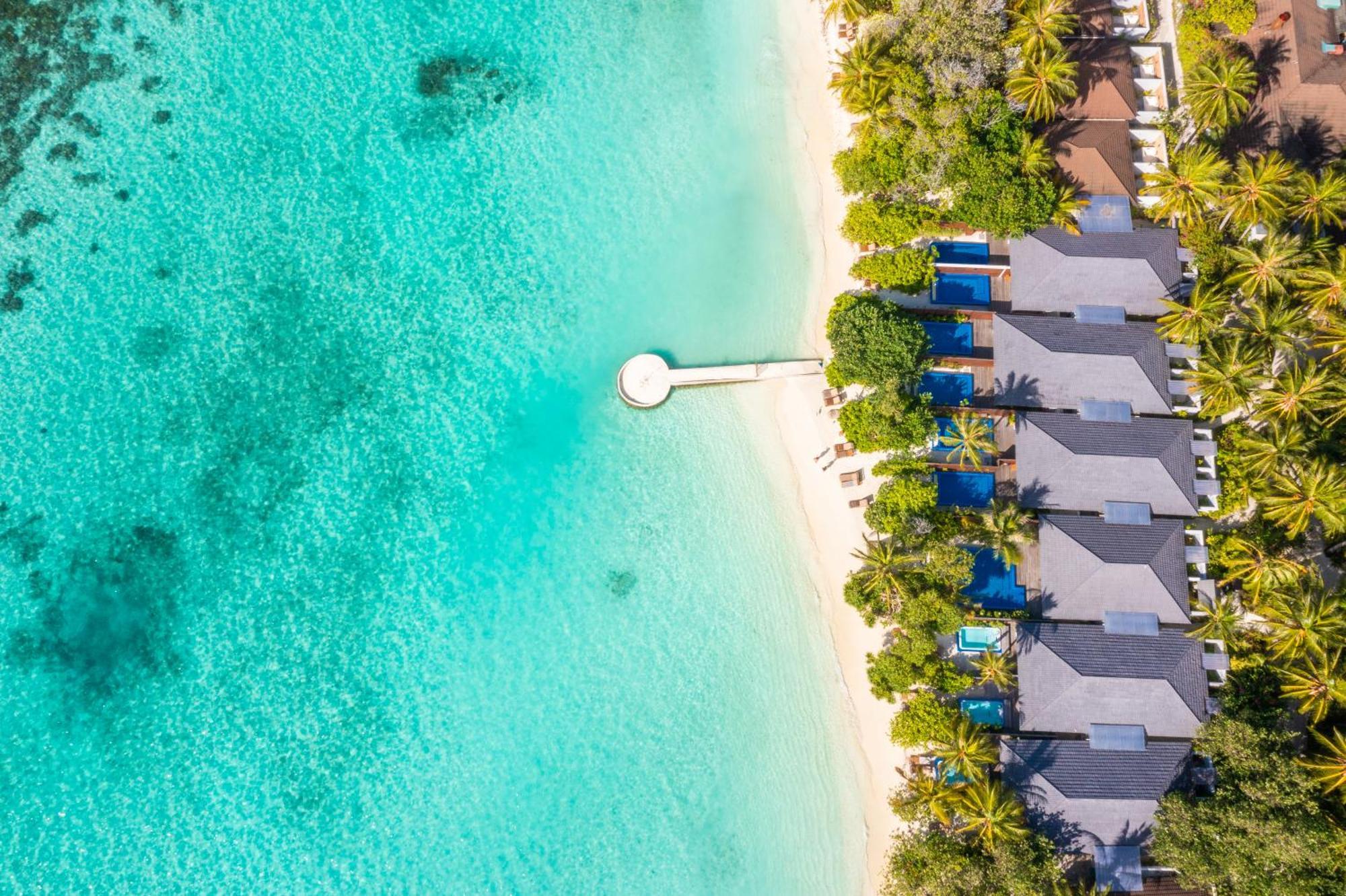 Lily Beach Resort And Spa Huvahendhoo Island Esterno foto