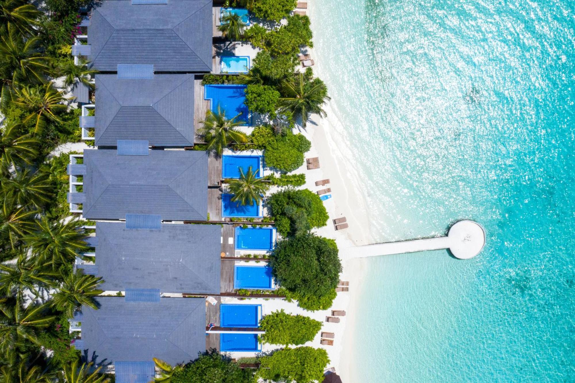 Lily Beach Resort And Spa Huvahendhoo Island Esterno foto