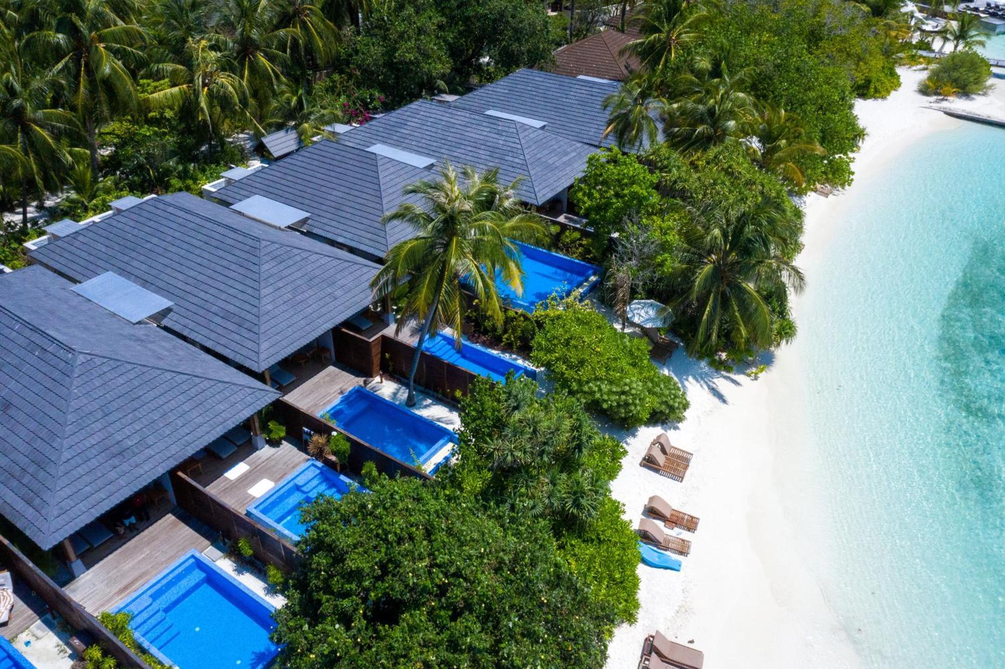 Lily Beach Resort And Spa Huvahendhoo Island Esterno foto